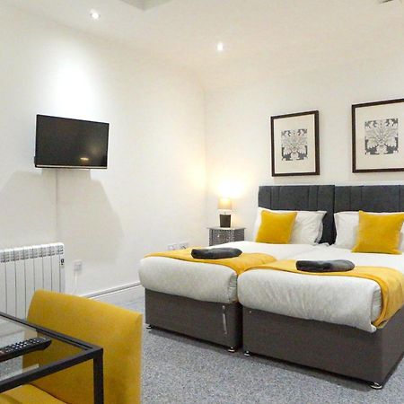 Premium Apartments Thatcham Broadway Стая снимка